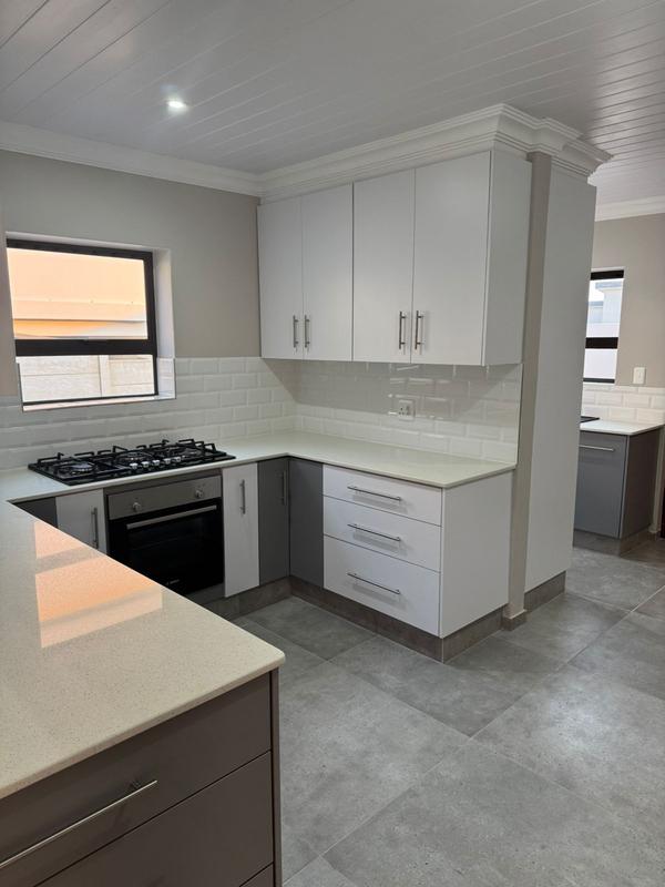 3 Bedroom Property for Sale in Dana Bay Western Cape